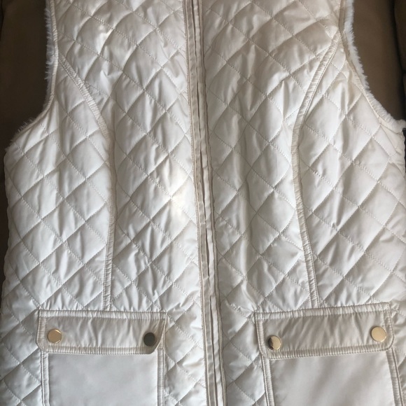 Cozy winter vest - Picture 4 of 4